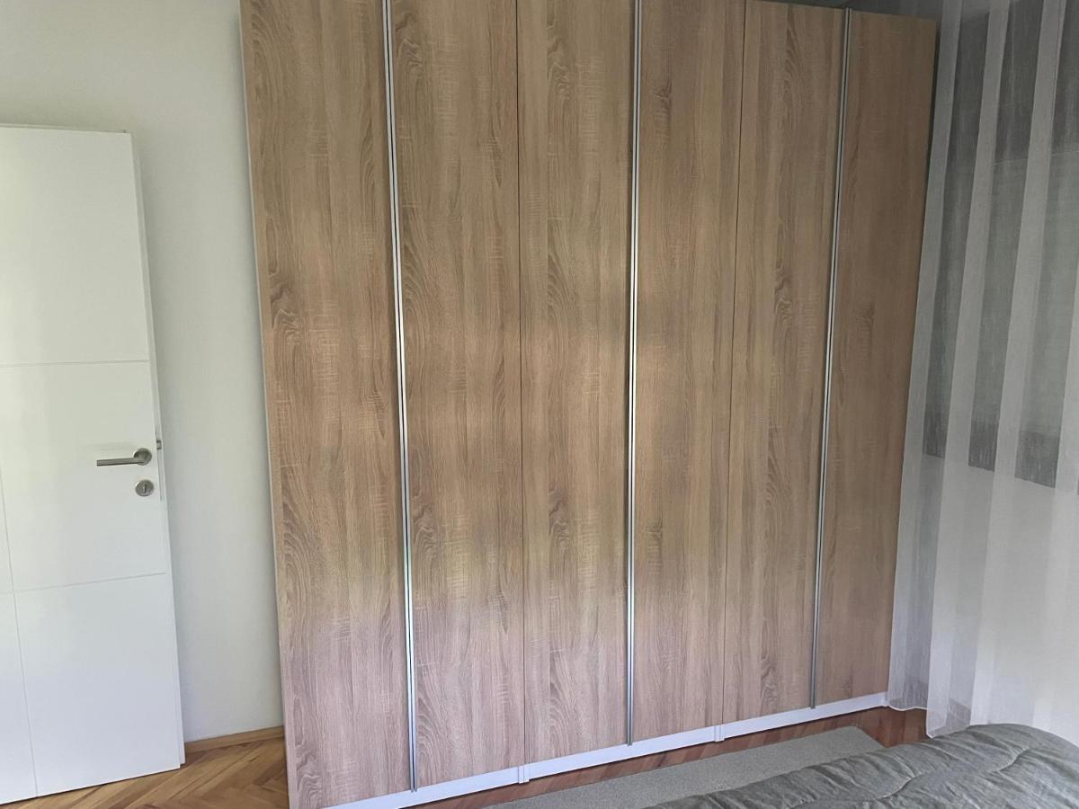 Modern Reality Apartment Kumanovo Luaran gambar