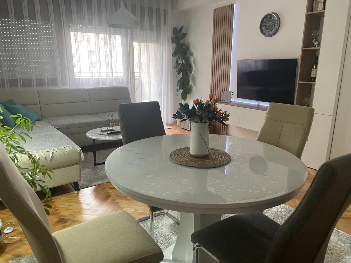 Modern Reality Apartment Kumanovo Luaran gambar